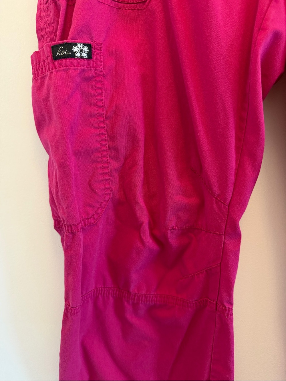 Koi by Kathy Peterson Women’s Scrub Pants Hot Pink 6 Pocket Size Medium - Picture 6 of 6